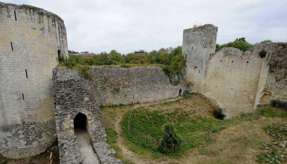 Château du Coudray-Salbart, France